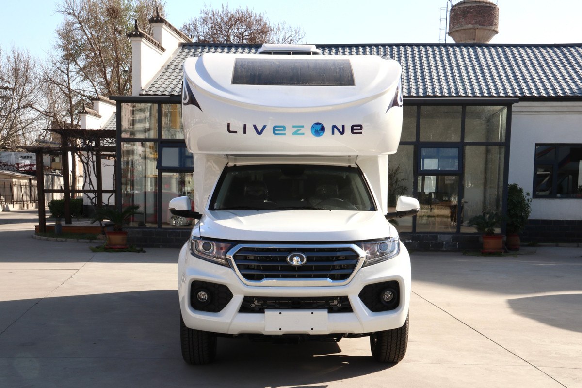 房車出行半年發現，還是四驅房車好