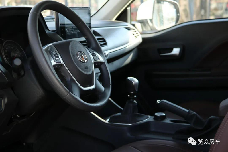 這款房車(chē)動(dòng)力不錯(cuò)，可以選擇