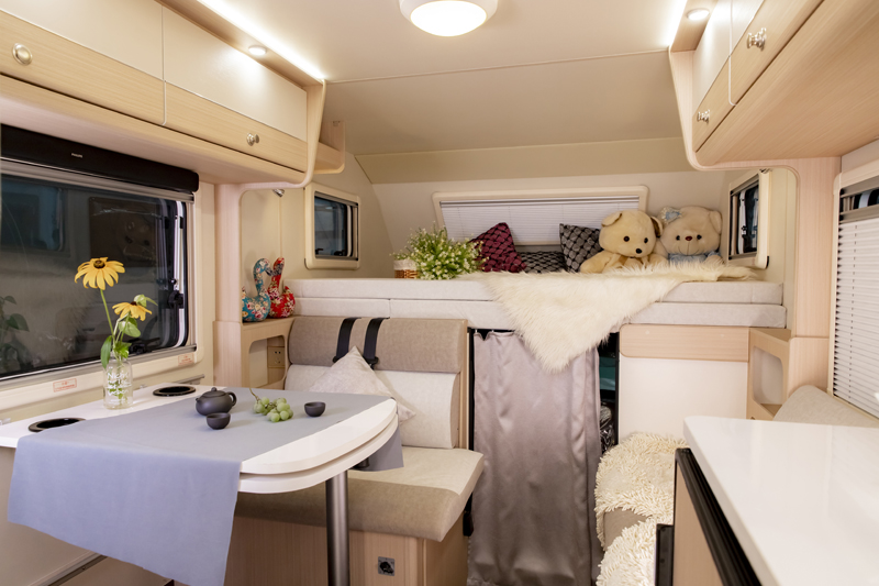 大床、大客廳得房車，四驅、動力好