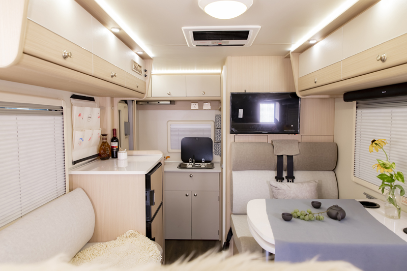 一家四口出行還是四驅(qū)的房車(chē)選擇 一家四口出行還是四驅(qū)的房車(chē)選擇