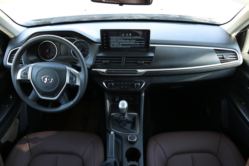 夏季，房車減少“高溫病”，這么做