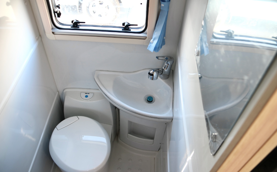 分時四驅、超大空間、一代經典——風駿C7！